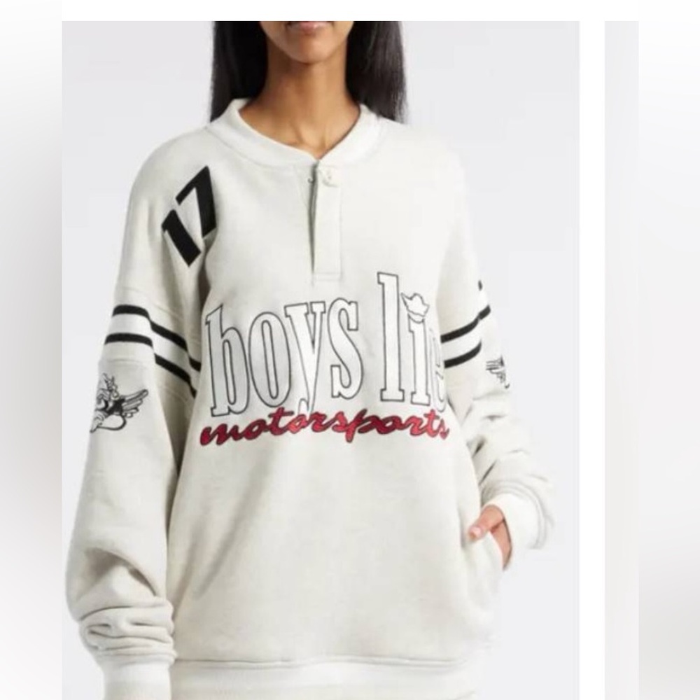 Boys Lie Motorsports Running on Fumes - never worn - Sweatshirt Size XS/S.